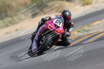 media/Nov-05-2022-SoCal Trackdays (Sat) [[f8d9b725ab]]/Turn 2 (1120am)/